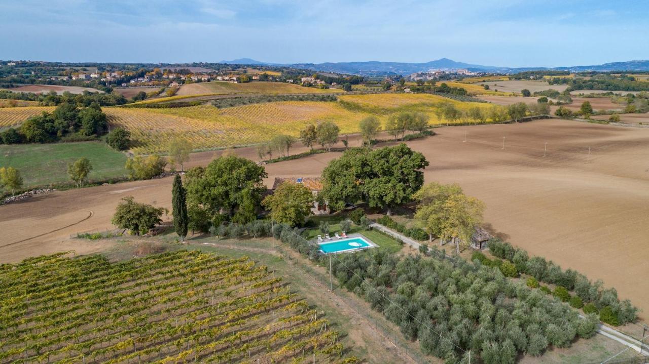 Casale Le Tre Querce 8&1, Emma Villas Orvieto Exteriör bild